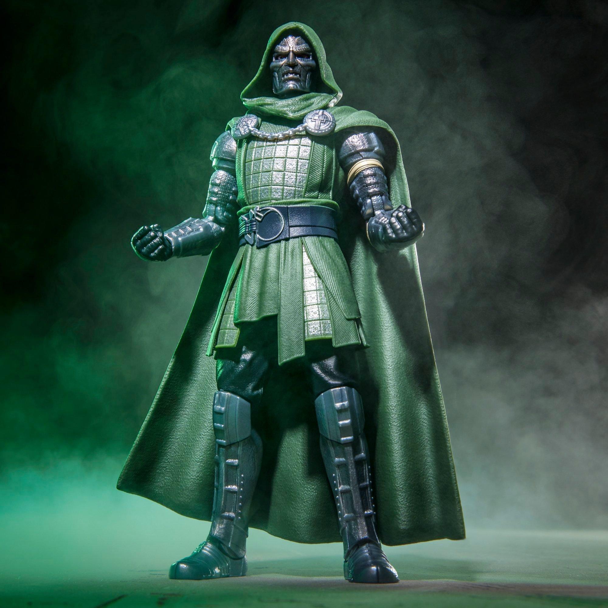 Marvel Legends Series Doctor Doom, Avengers: Doomsday, Hasbro Pulse product photograph