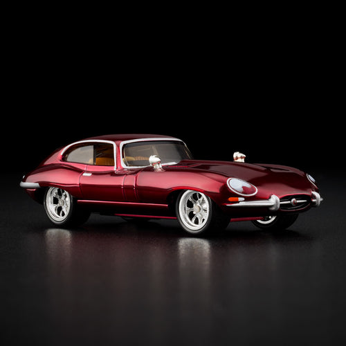 Hot Wheels RLC Exclusive 1964 Jaguar E-Type, Mattel Creations product photograph