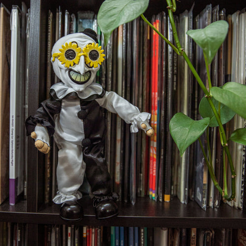 Terrifier 2 - Art the Clown with Glasses Vinyl Face Phunny, Phunny product photograph published by Kidrobot